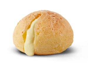 Pão de queijo recheado com molho com queijo mussarela